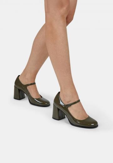 Туфли с ремешком