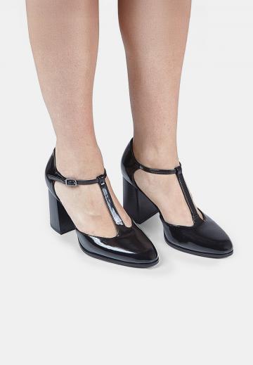 Туфли с ремешком