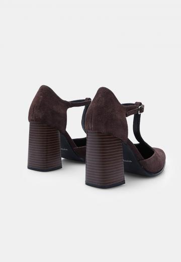 Туфли с ремешком