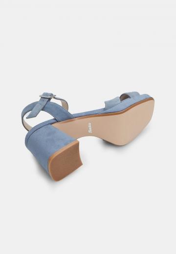 Гандбольные кроссовки