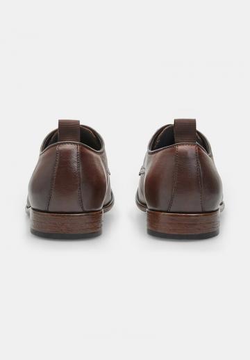 Ботинки на шнуровке