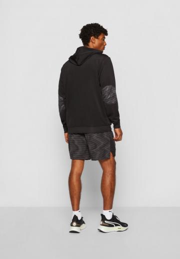 Спортивная кофта