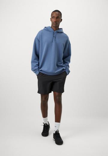 Спортивная кофта