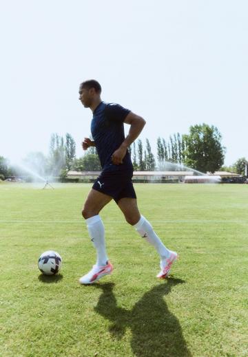 Футбольные бутсы