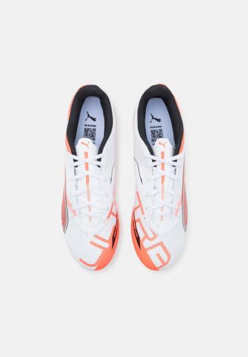 Футбольные бутсы