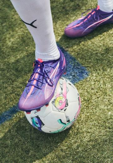 Футбольные бутсы