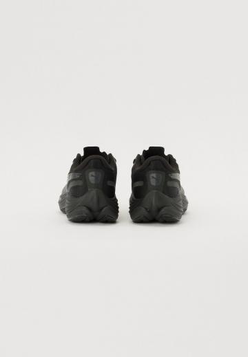 Беговые кроссовки