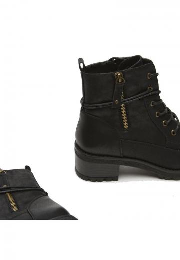 Ботинки на шнуровке