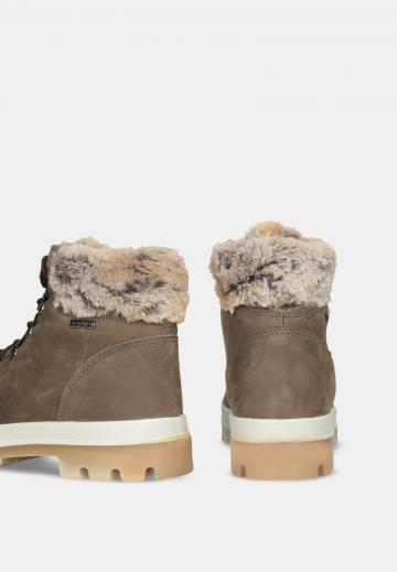 Зимние ботинки