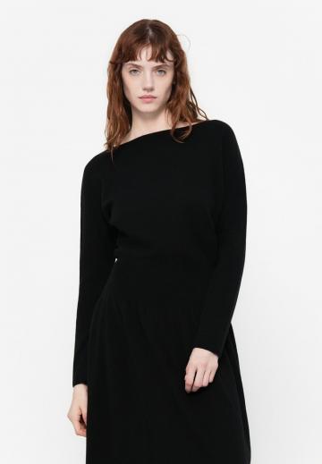 Вязаное платье