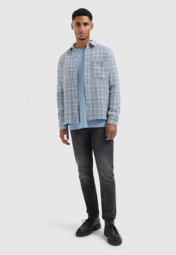 Узкие джинсы