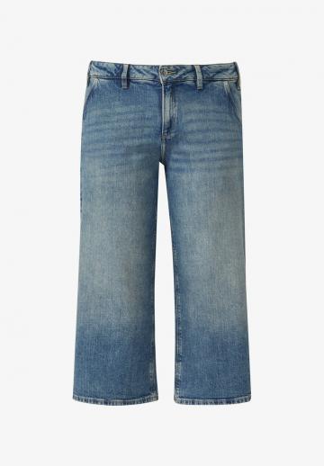 Короткие джинсы