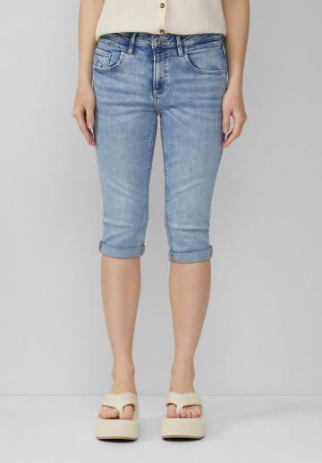 Короткие джинсы