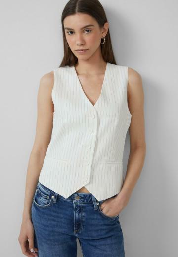 Джинсовая жилетка