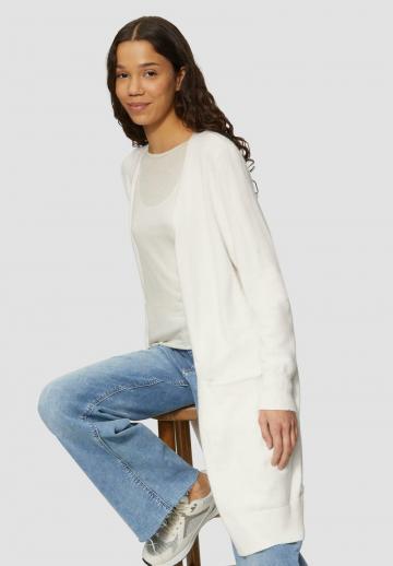 Длинный жилет