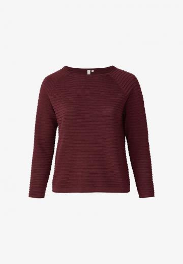 Длинный пуловер