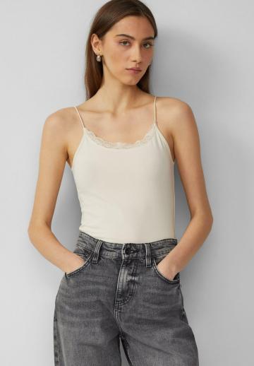 Топ на бретельках