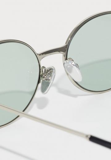 Солнечные очки