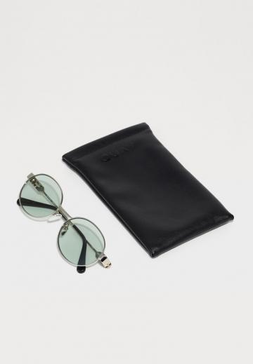 Солнечные очки