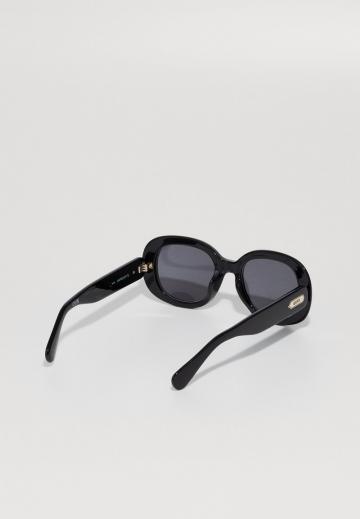 Солнечные очки