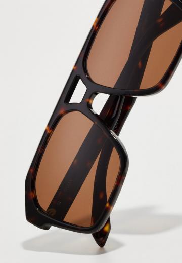 Солнечные очки