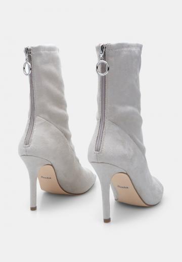 Полусапожки на высоком каблуке