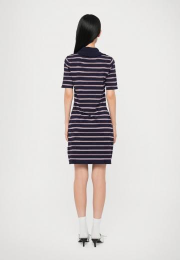 Короткое платье