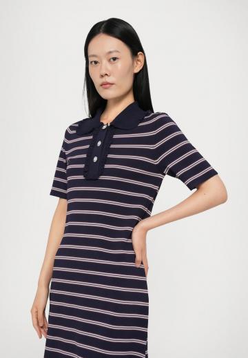 Короткое платье