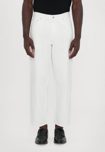 Свободные джинсы