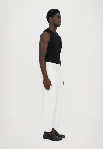 Свободные джинсы