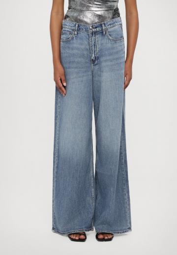 Джинсы бойфренда