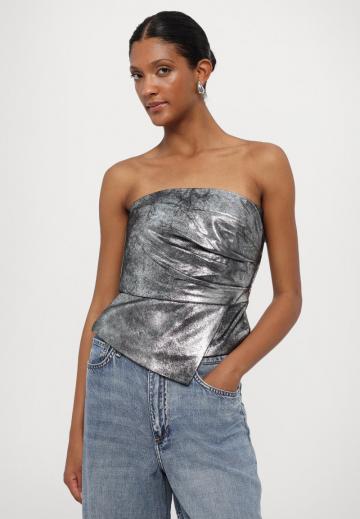 Джинсы бойфренда