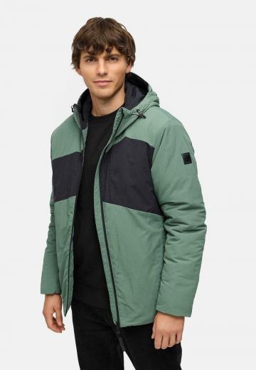 Зимняя куртка