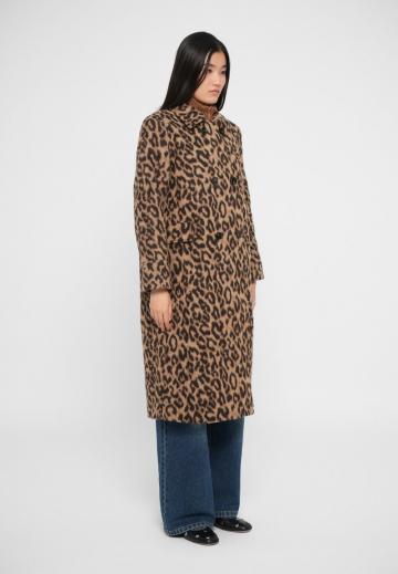 Шерстяное пальто