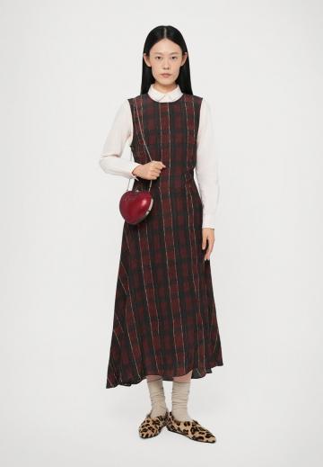 Длинное платье