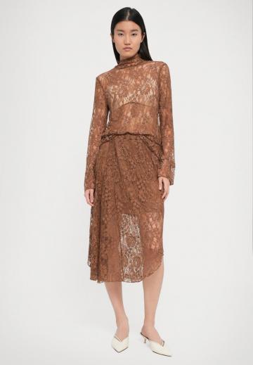 Кружевная блузка