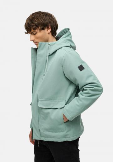 Зимняя куртка