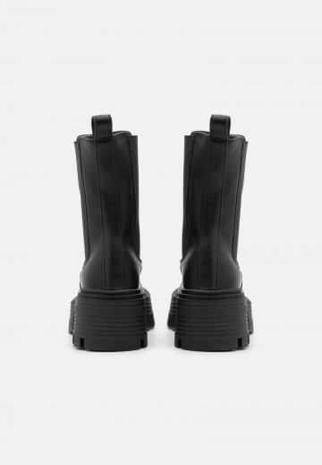 Ботинки челси