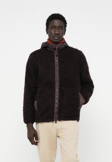 Флисовая куртка