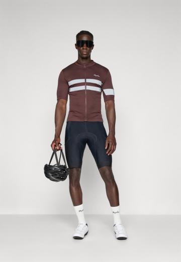 Спортивная форма