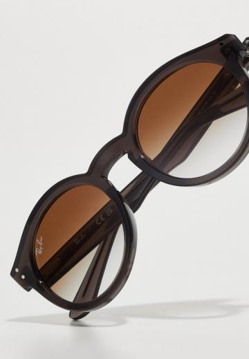 Солнечные очки