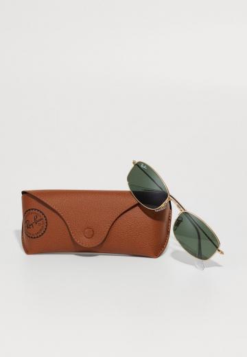 Солнечные очки