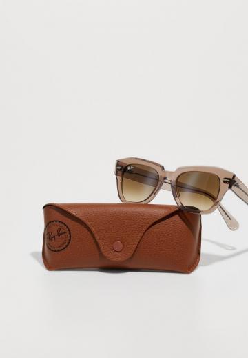 Солнечные очки