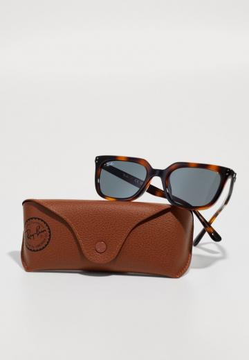 Солнечные очки