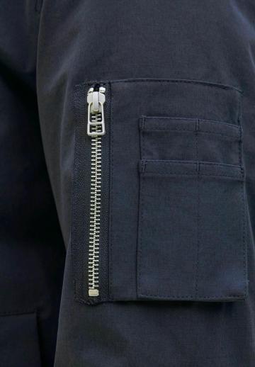 Куртка бомбер