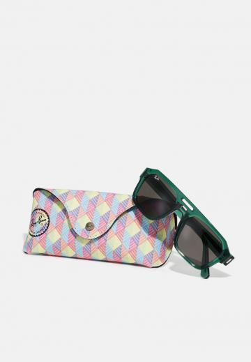 Солнечные очки