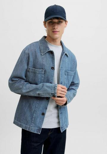 Джинсовая куртка