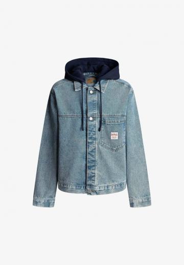 Джинсовая куртка