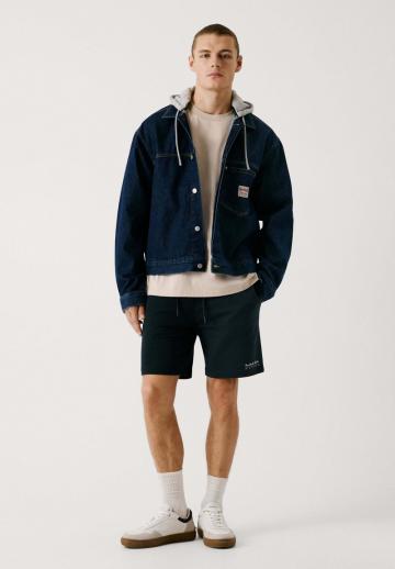 Джинсовая куртка