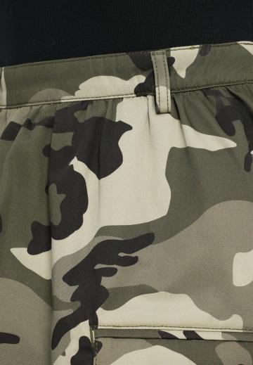 Юбка с накладными карманами